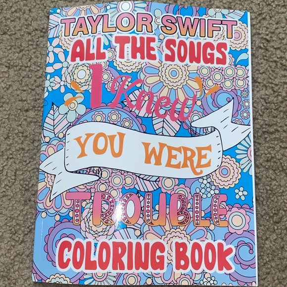 Taylor swift lover track list pins and coloring book - Picture 2 of 3